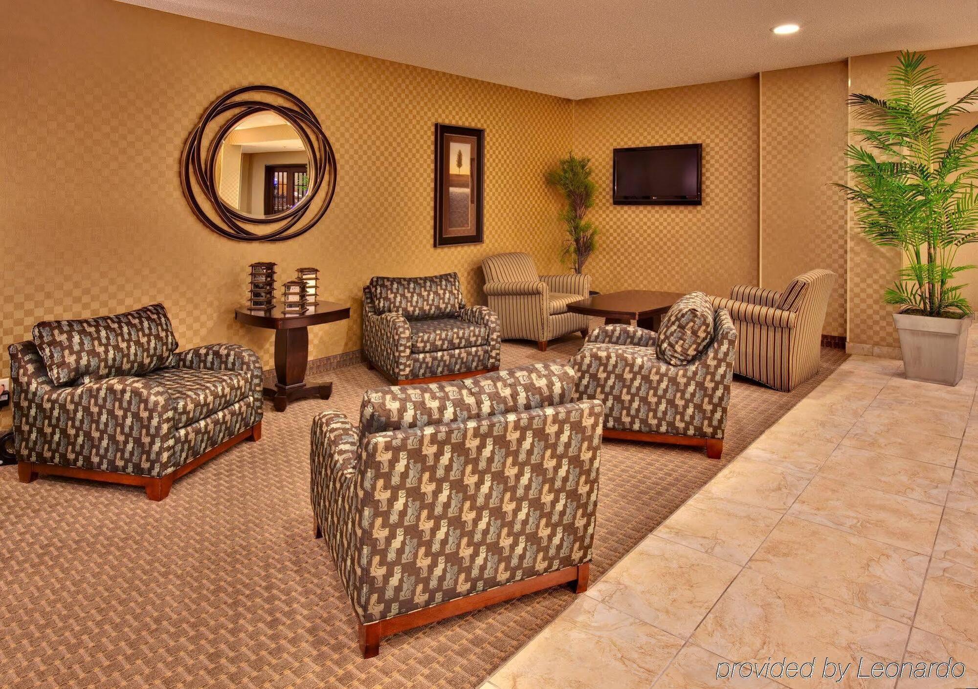 Holiday Inn Express Hotel & Suites Council Bluffs - Convention Center Area By Ihg Exterior foto