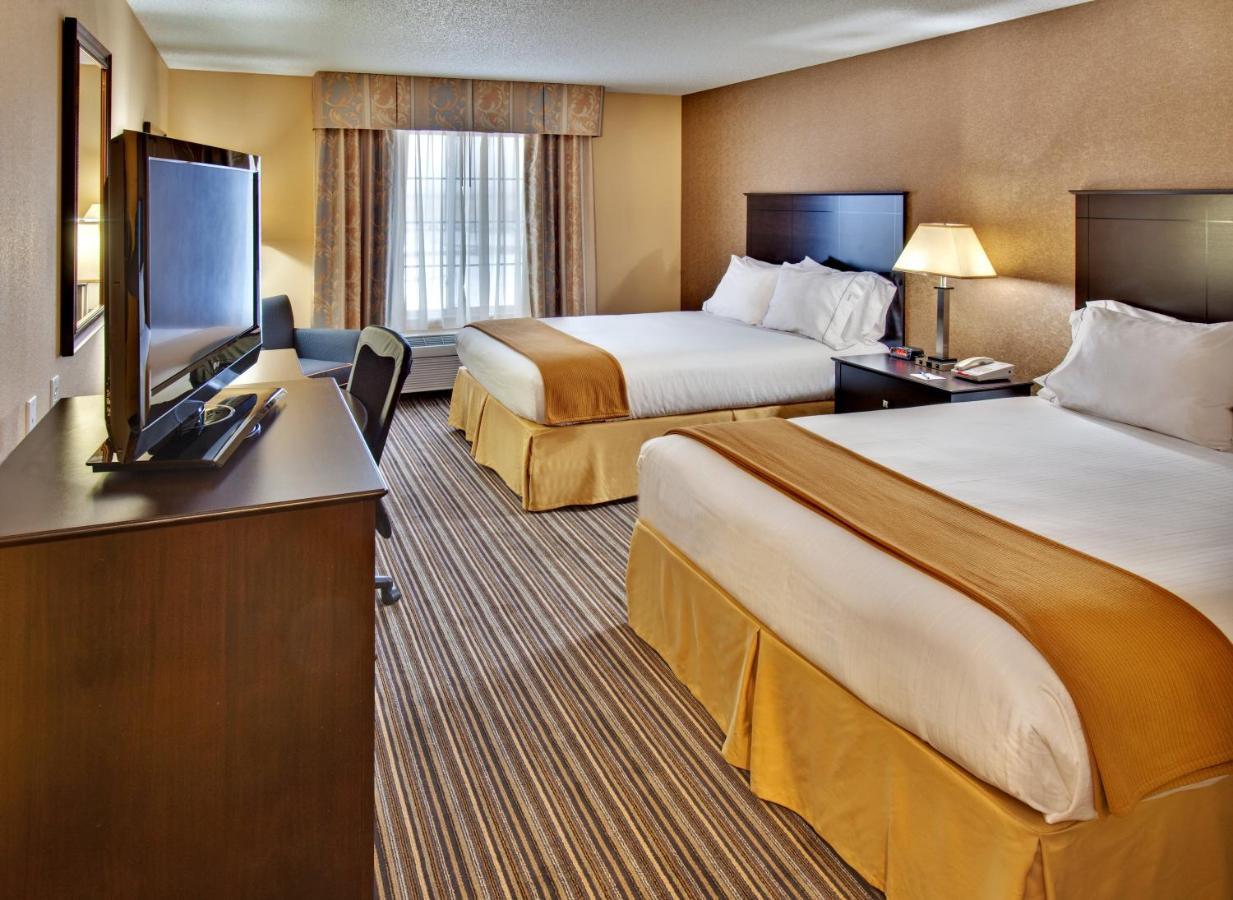 Holiday Inn Express Hotel & Suites Council Bluffs - Convention Center Area By Ihg Exterior foto